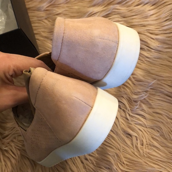 new Naturalizer Women's Bonnie Slip-ons Loafer - Picture 14 of 15